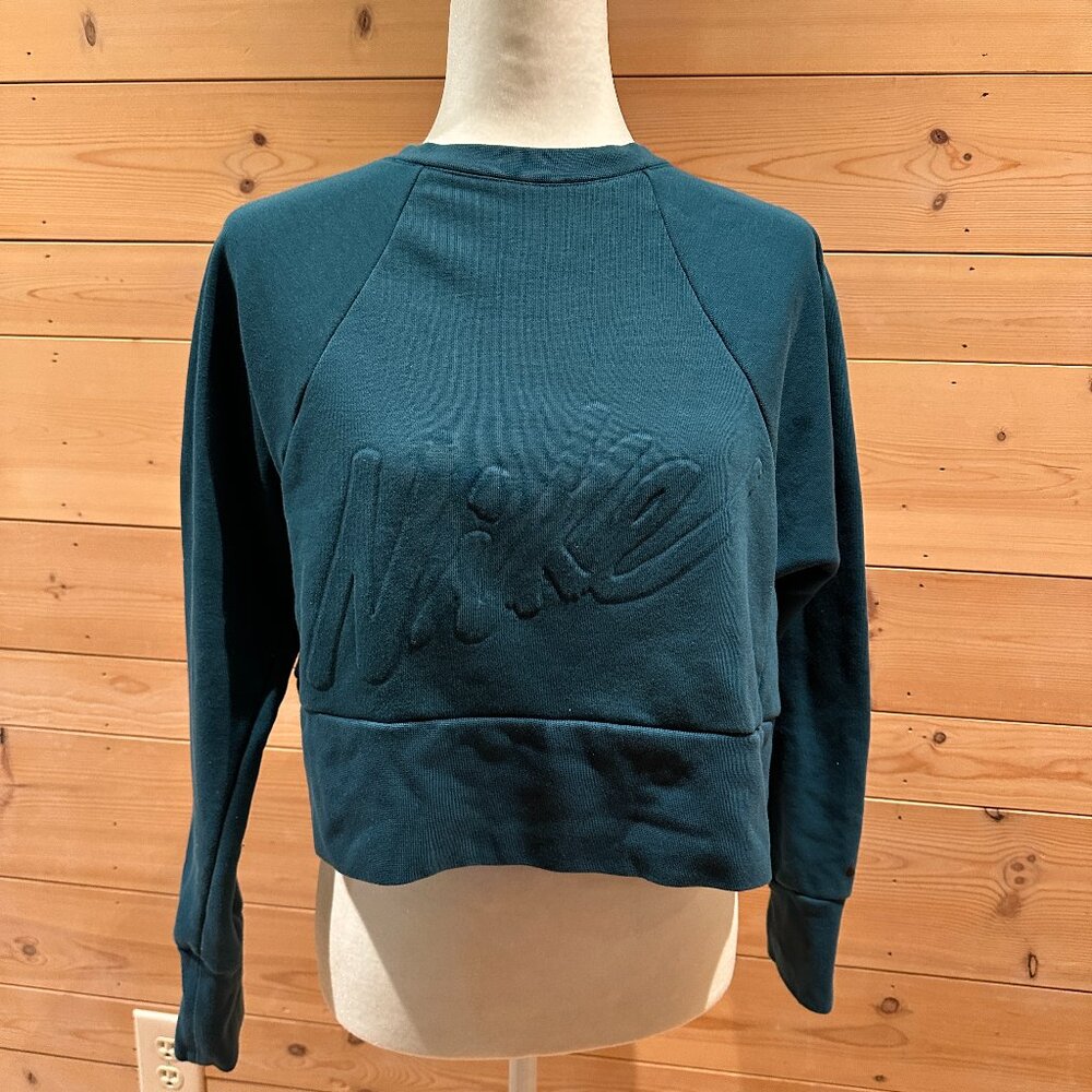 NIKE cropped sweatshirt XS
